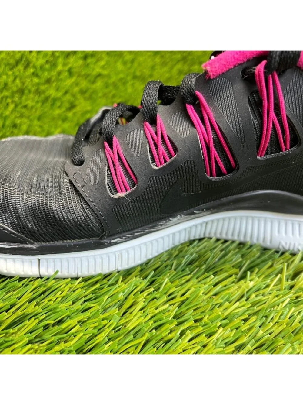 Nike Free 5.0 H2o Repel Shield Womens Size 9 Black Pink Running Shoes Sneakers